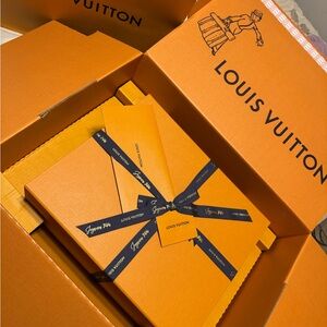 LV PACKING -not for sale
